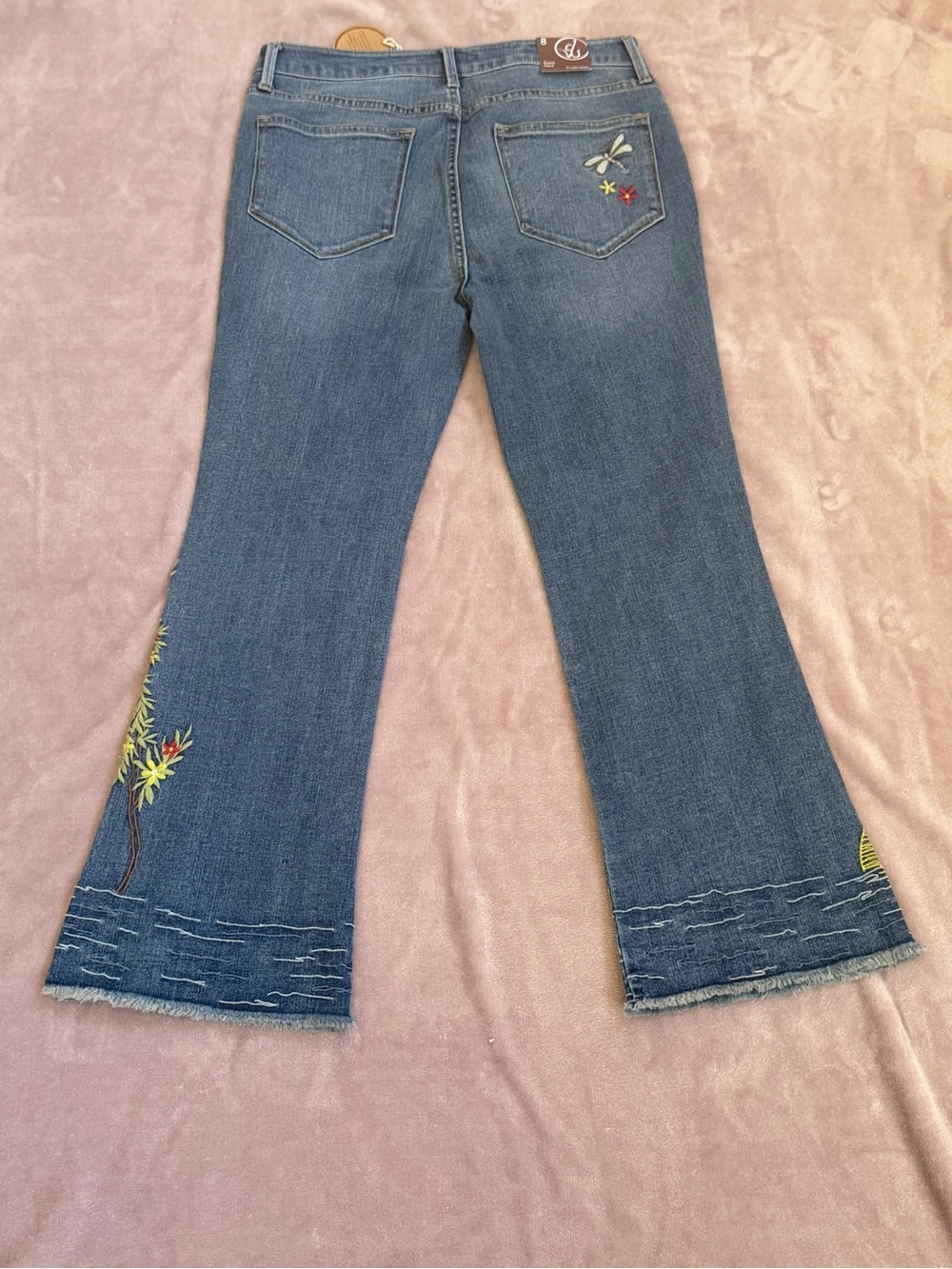 Driftwood Romy Flare jeans NWT - Picture 9 of 13